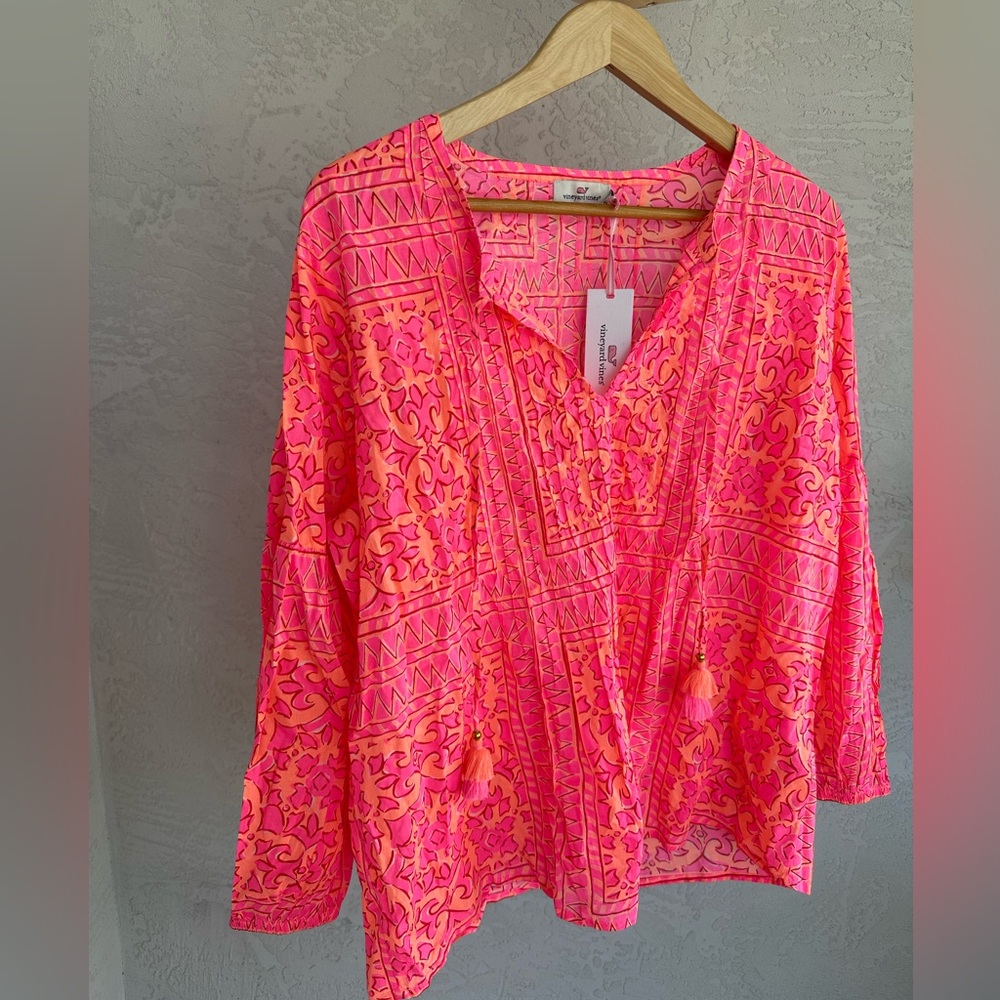 Vineyard Vines Pink Lace Blouse with V-Neck and 3/4 Sleeves